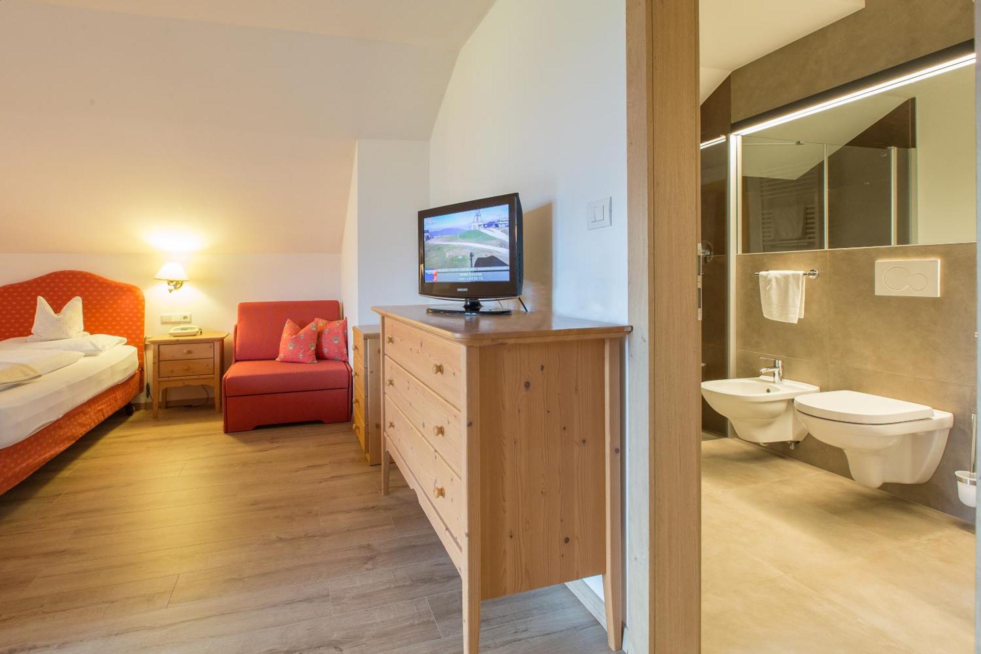 Hotel Krondlhof Брунико Номер фото